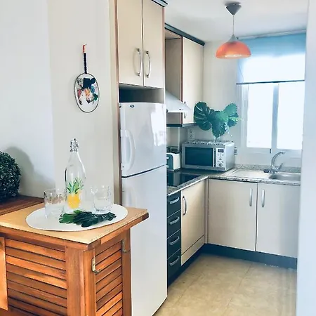 Paseo Maritimo 44 Apartman *